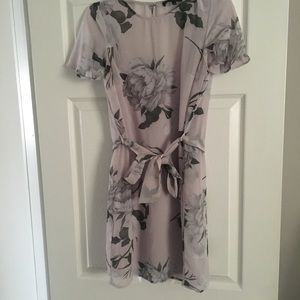 Like new floral dress!